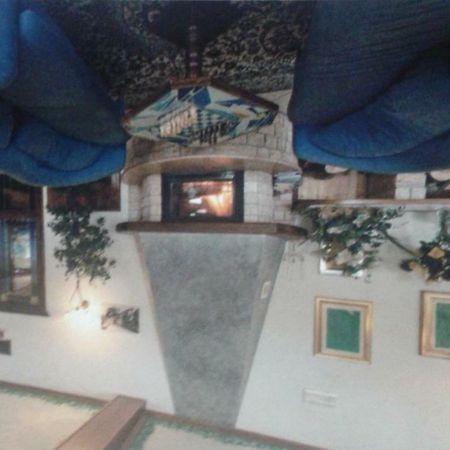 Hotel Cristallo Cerreto Laghi Eksteriør bilde