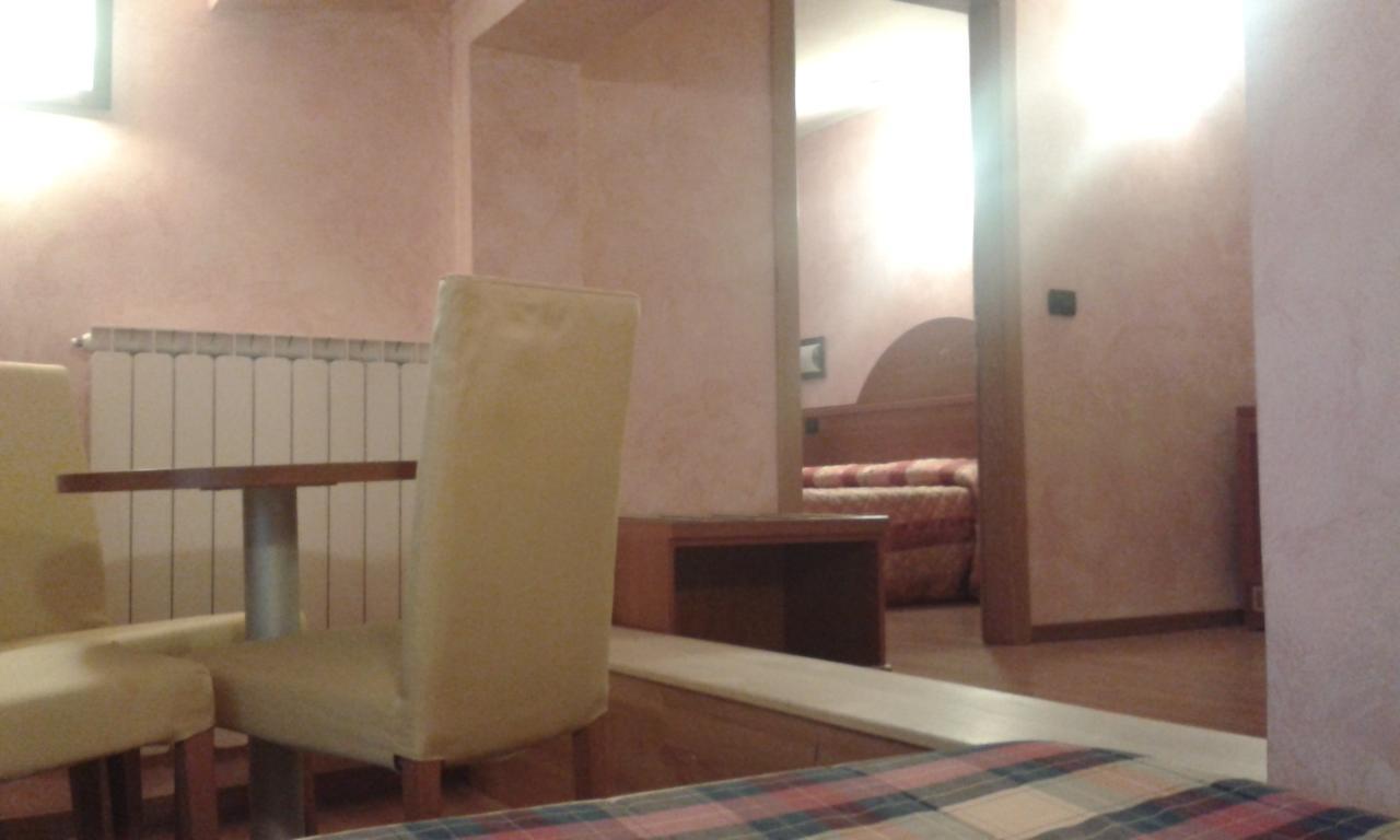 Hotel Cristallo Cerreto Laghi Eksteriør bilde