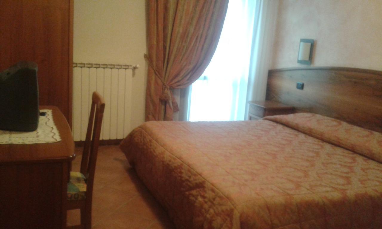 Hotel Cristallo Cerreto Laghi Rom bilde