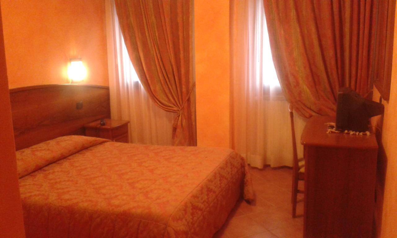 Hotel Cristallo Cerreto Laghi Rom bilde