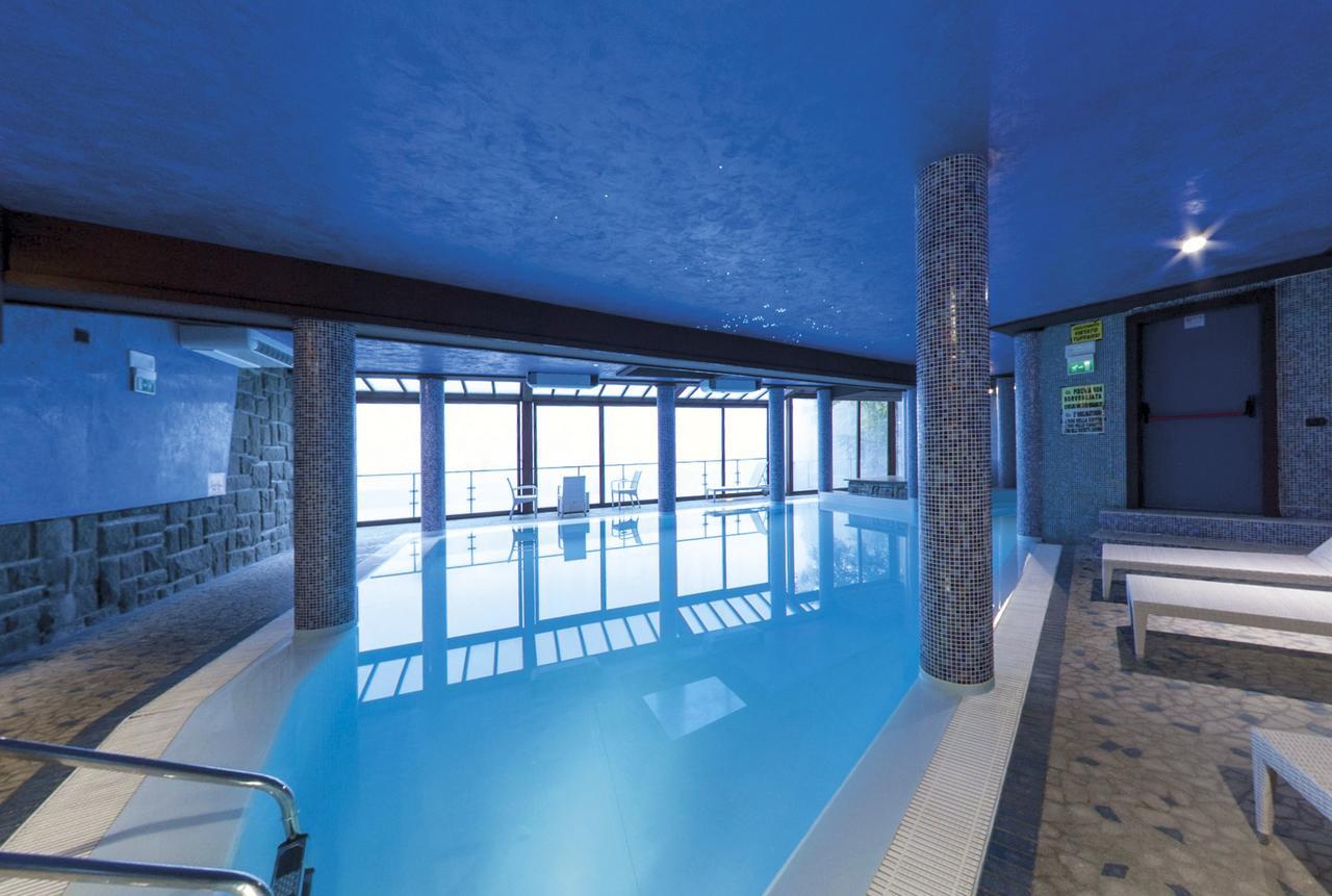 Hotel Cristallo Cerreto Laghi Eksteriør bilde